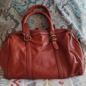 Elegant Tan Leather Handbag